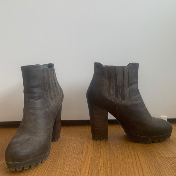 Steve Madden Gabrella Boots - Picture 2 of 4